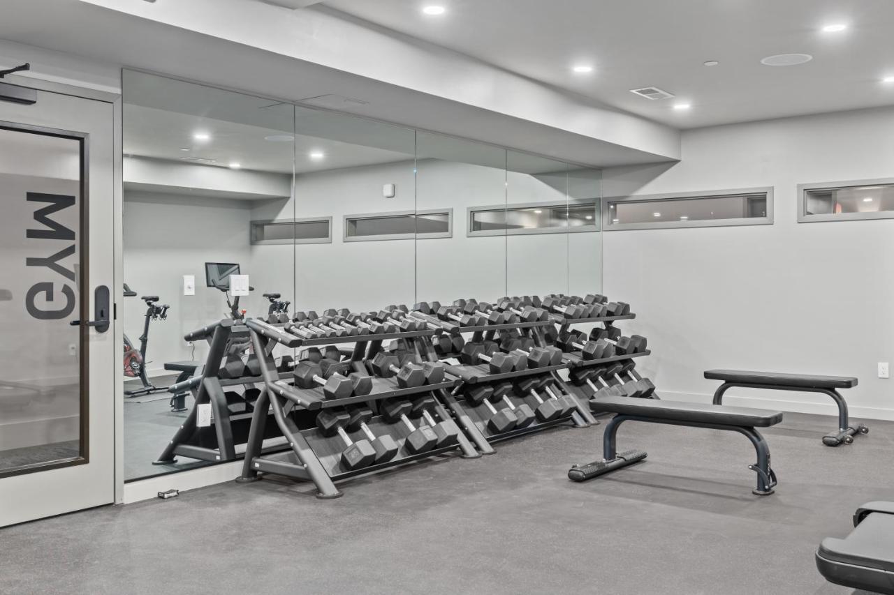Skyline View, Pool, Gym, Balcony'S, Walk To Bway! Apartman NashvilleNashville  Kültér fotó